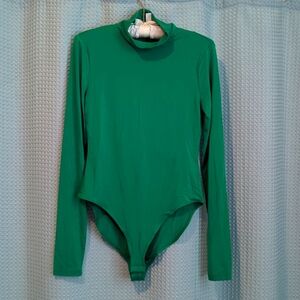 NWOT Sz S & other stories 🐢 neck bodysuit